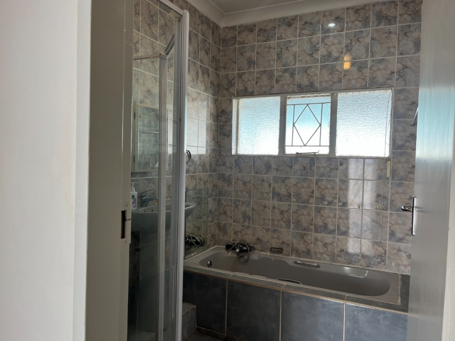 3 Bedroom Property for Sale in Potchefstroom South North West